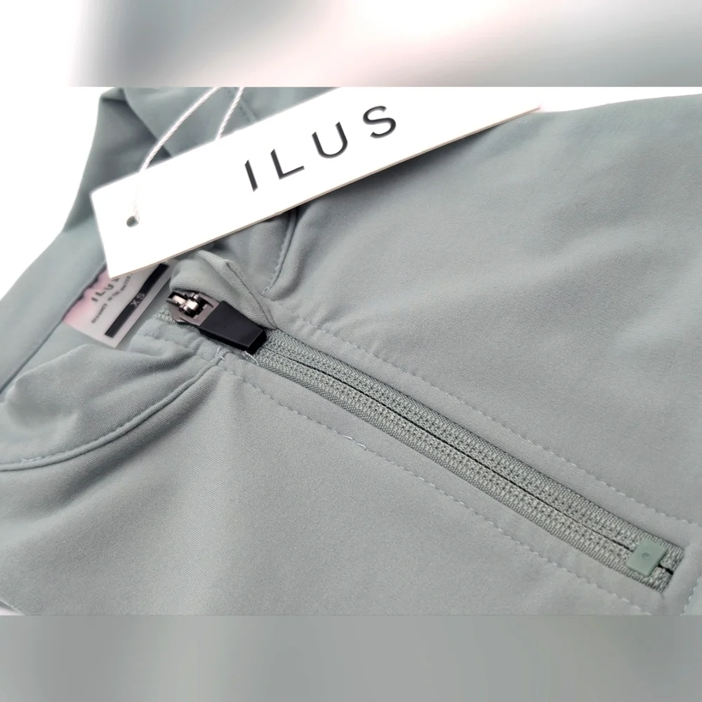 NWT ILUS Essential  Size XS Sea Foam High Neck Crop Top Front Zip It All In Bra - Picture 5 of 17